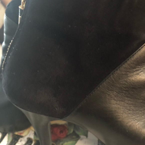 Me Too Lexington Bootie 7.5 - Picture 3 of 6